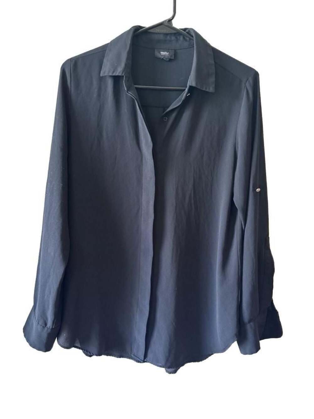 Mossimo Black Long Sleeve Button-Down Blouse